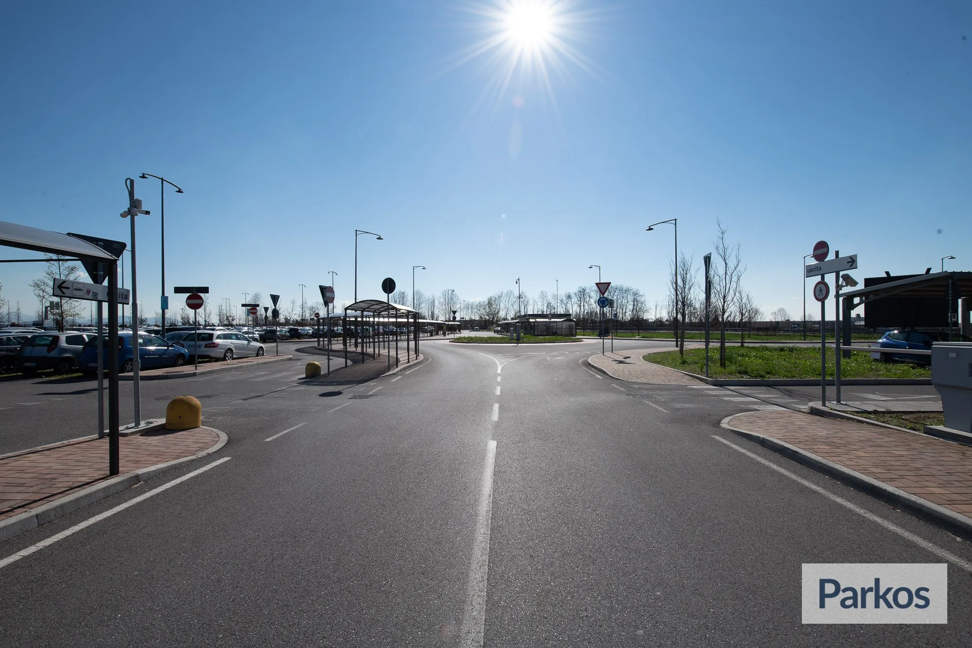 P3 Smart Coperto Orio al Serio - Bergamo Flughafen Parken - picture 1